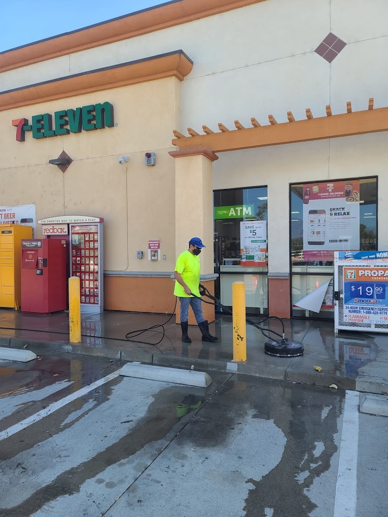 Pressure Washing Riverside CA