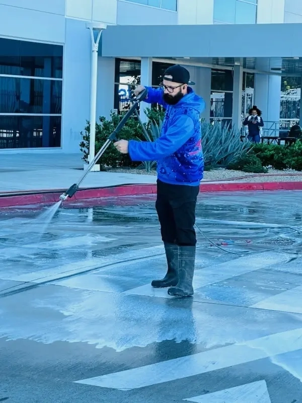 pressure washing in corona, ca